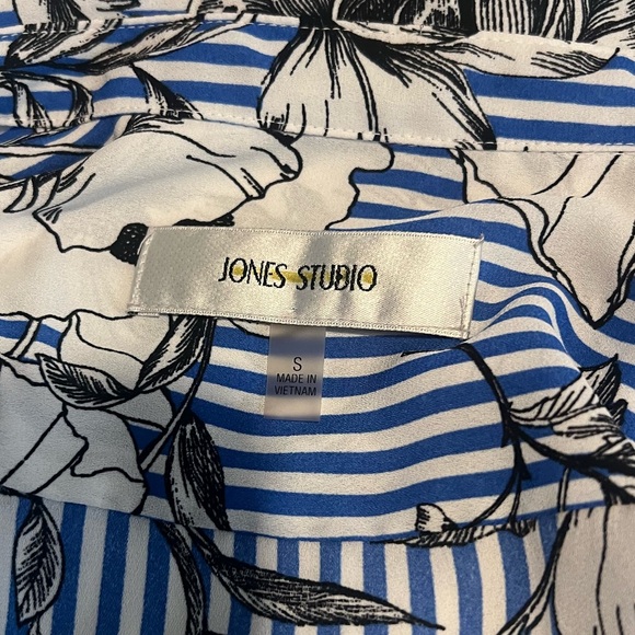 Jones studio blouse - Picture 3 of 3